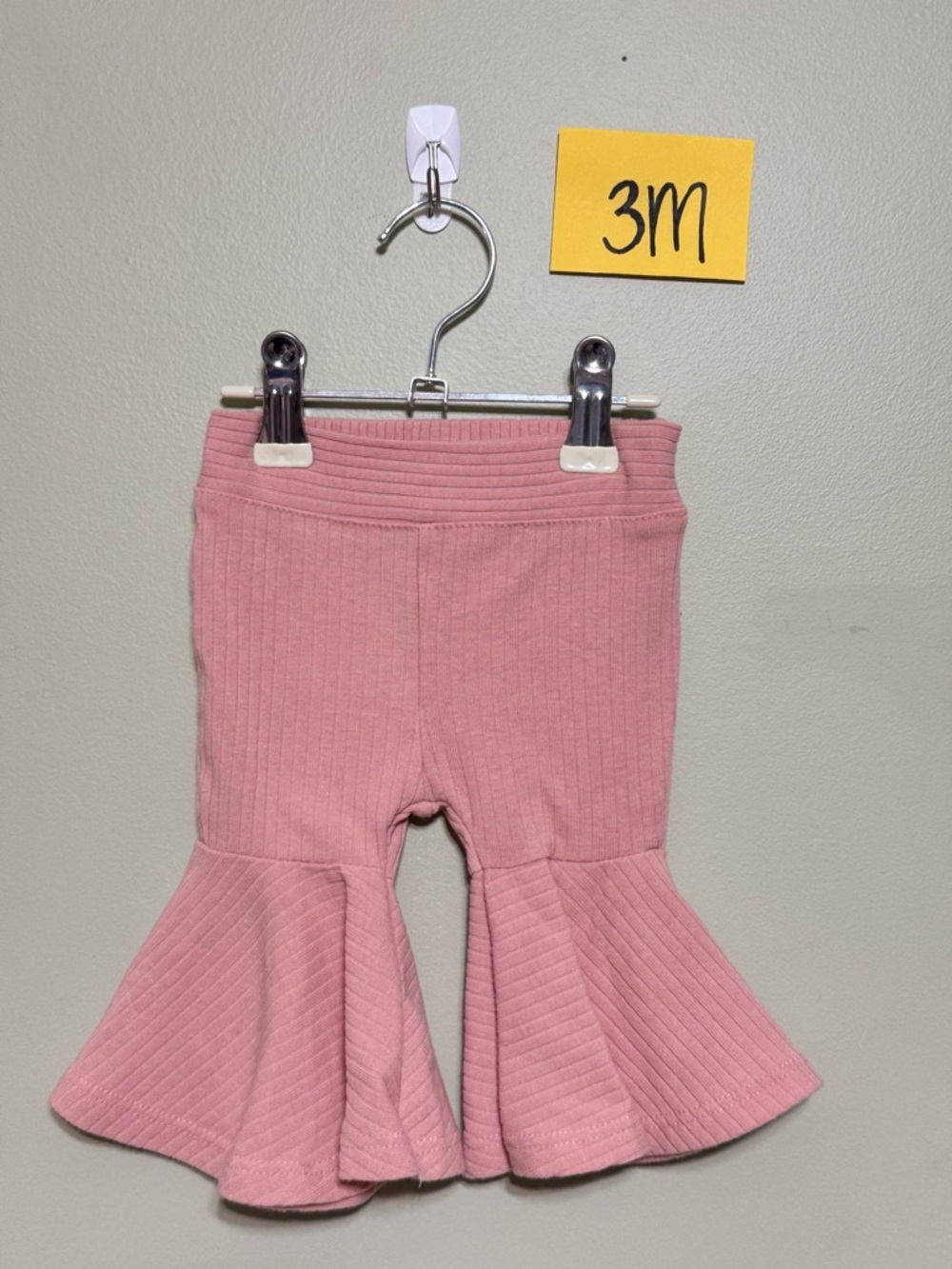 NWOT Baby Essentials Infant Pink Ribbed Flare Leggings - 3M